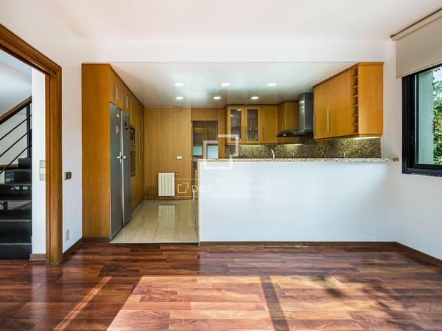 4 quarto Moradia para arrendar em Sant Cugat del Vallès - 5 800 € (Ref: 10160619)