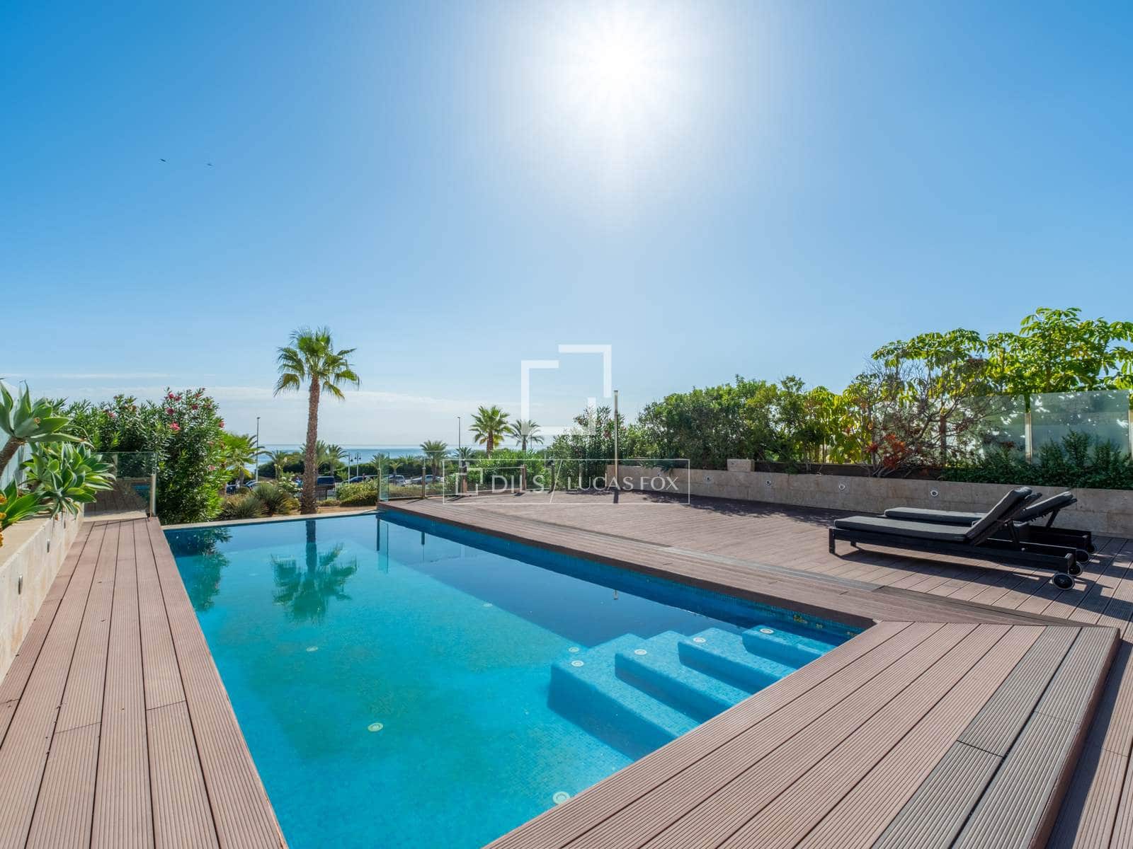 4 bedroom Villa for rent in Arenales del Sol with pool garage - € 4,500 (Ref: 10161777)
