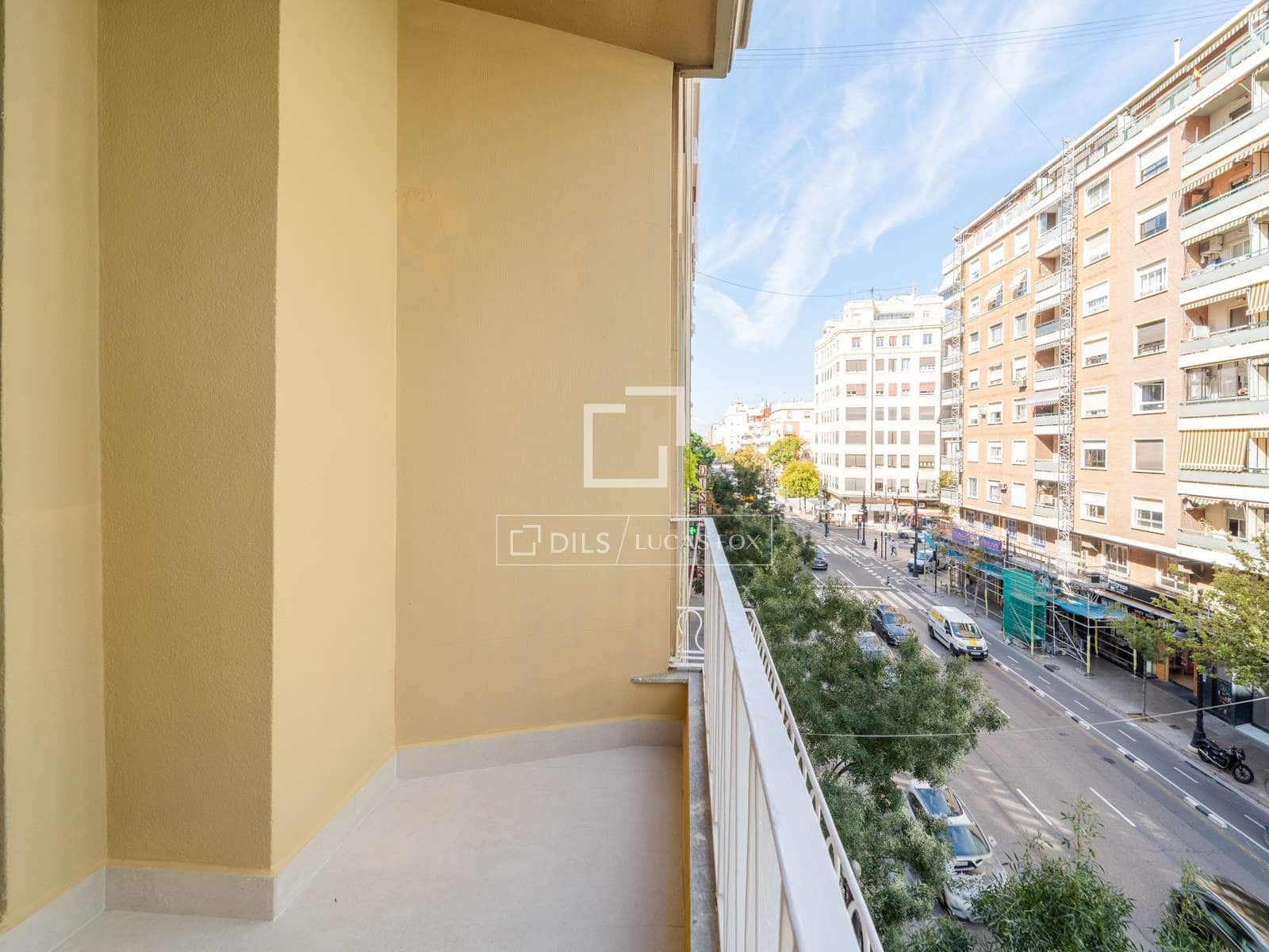 3 soveværelse Lejlighed til salg i Valencia by - € 799.000 (Ref: 10163213)