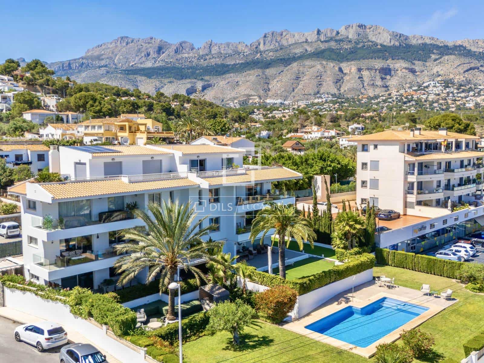 2 soverom Leilighet til salgs i Altea med svømmebasseng garasje - € 719 000 (Ref: 10163322)
