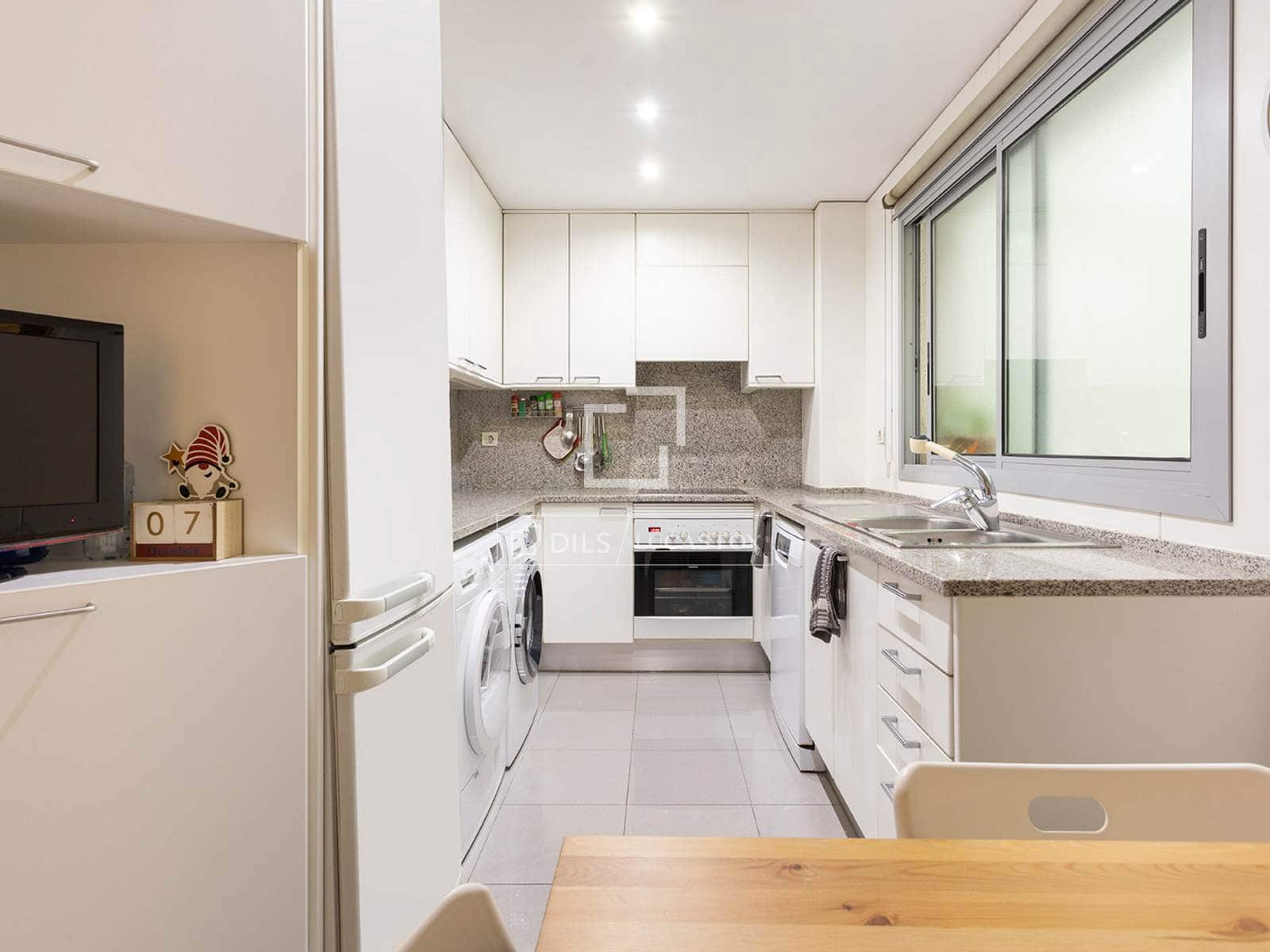 4 soverom Leilighet til salgs i Barcelona by med garasje - € 800 000 (Ref: 10163323)