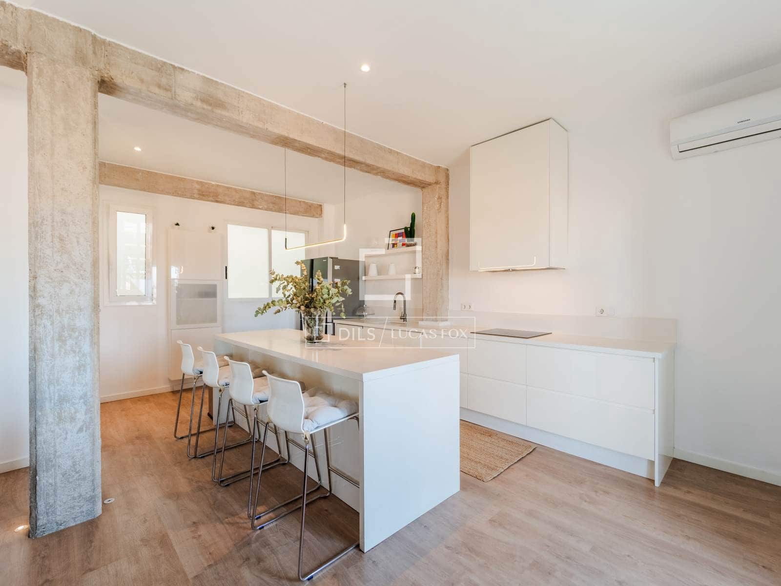2 bedroom Apartment for rent in Valencia city - € 2,000 (Ref: 10163325)