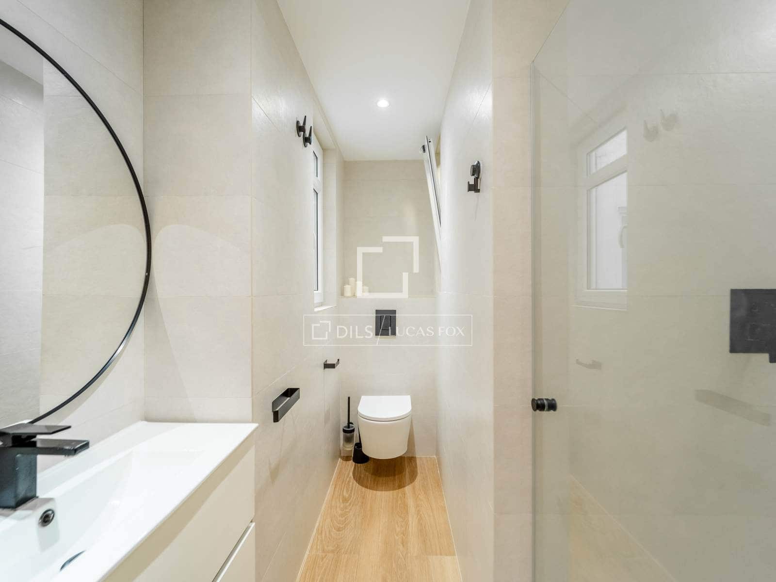 2 bedroom Apartment for rent in Valencia city - € 2,000 (Ref: 10163325)