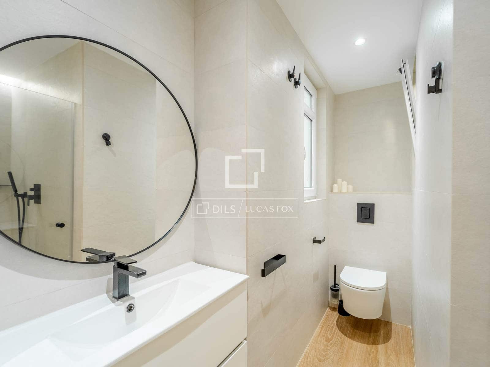2 bedroom Apartment for rent in Valencia city - € 2,000 (Ref: 10163325)