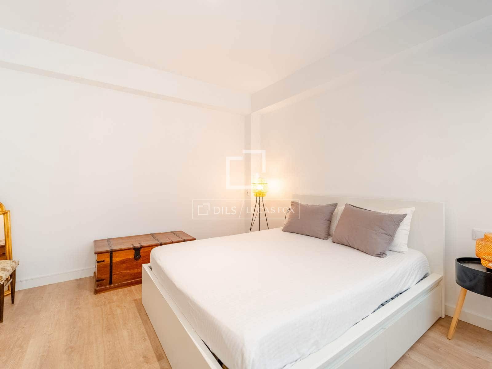 2 bedroom Apartment for rent in Valencia city - € 2,000 (Ref: 10163325)