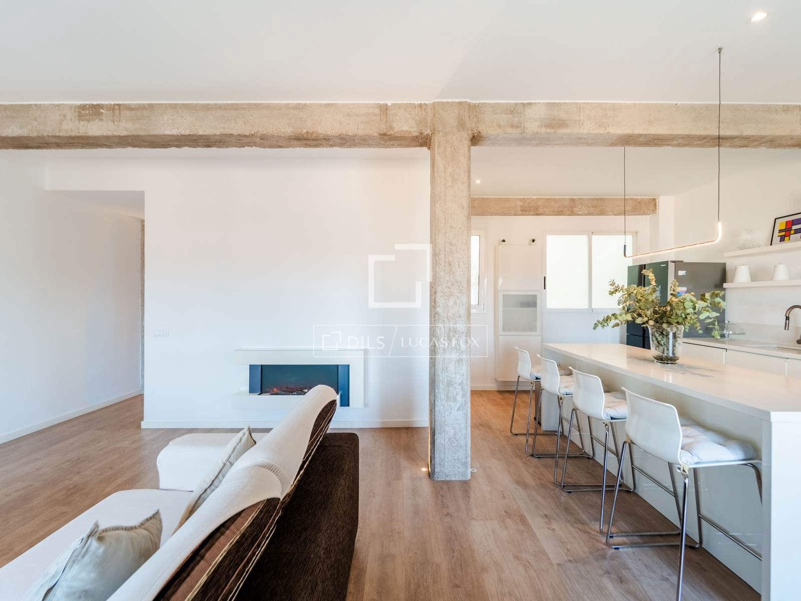 2 bedroom Apartment for rent in Valencia city - € 2,000 (Ref: 10163325)