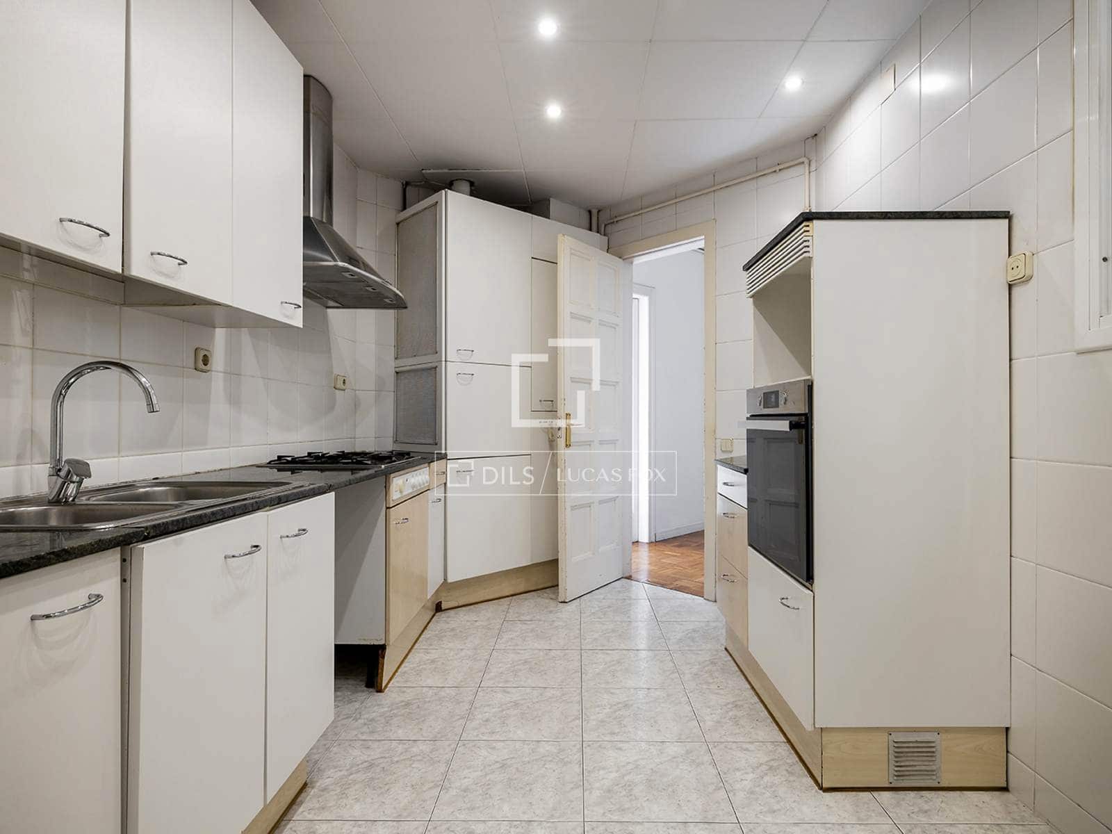 5 soverom Leilighet til salgs i Barcelona by - € 750 000 (Ref: 10163503)