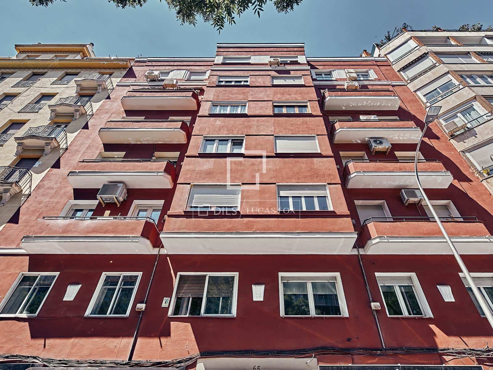2 soveværelse Lejlighed til salg i Madrid by - € 959.000 (Ref: 10163608)