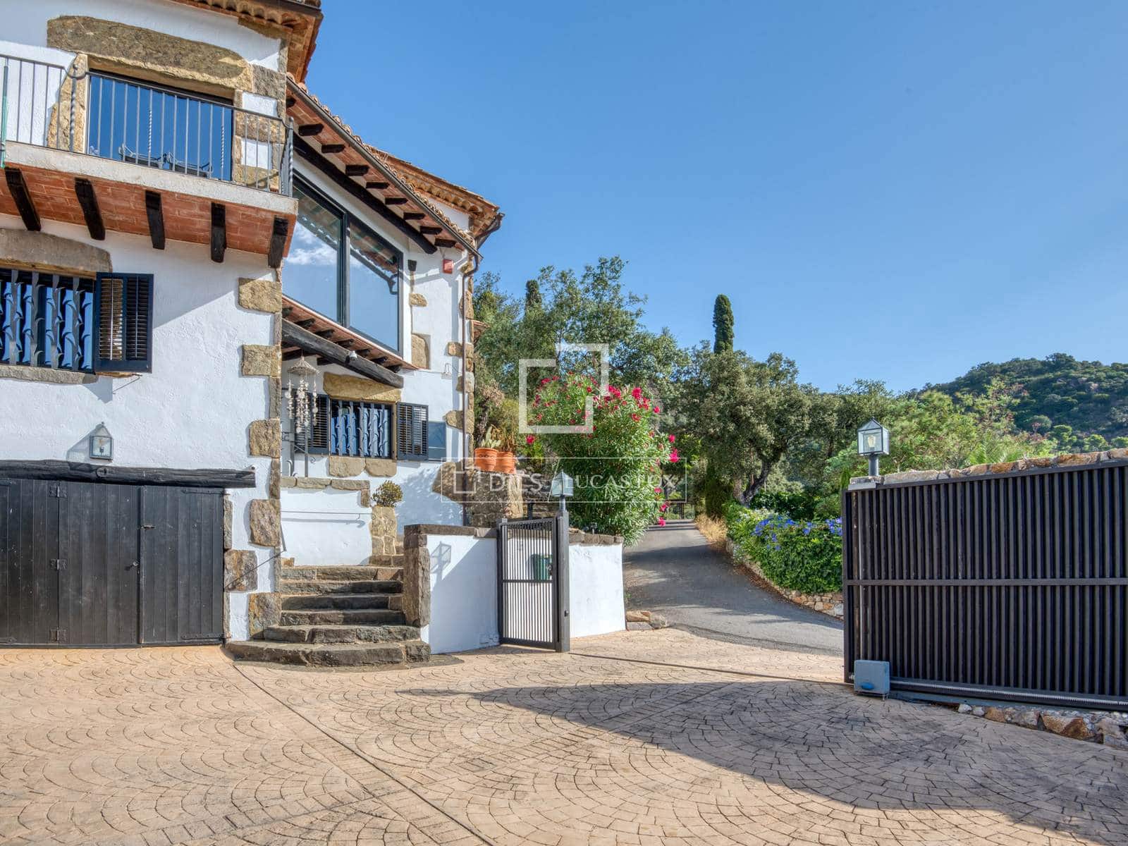 5 soverom Villa til salgs i Platja d'Aro med svømmebasseng garasje - € 2 350 000 (Ref: 10163804)
