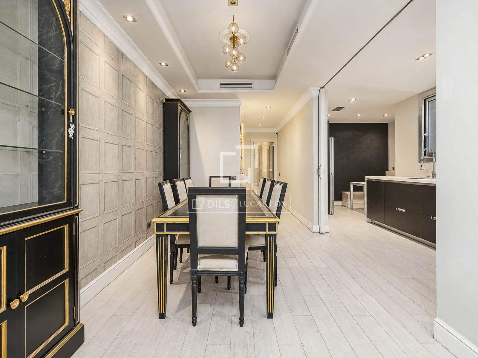 4 soveværelse Lejlighed til salg i Barcelona by - € 990.000 (Ref: 10165348)