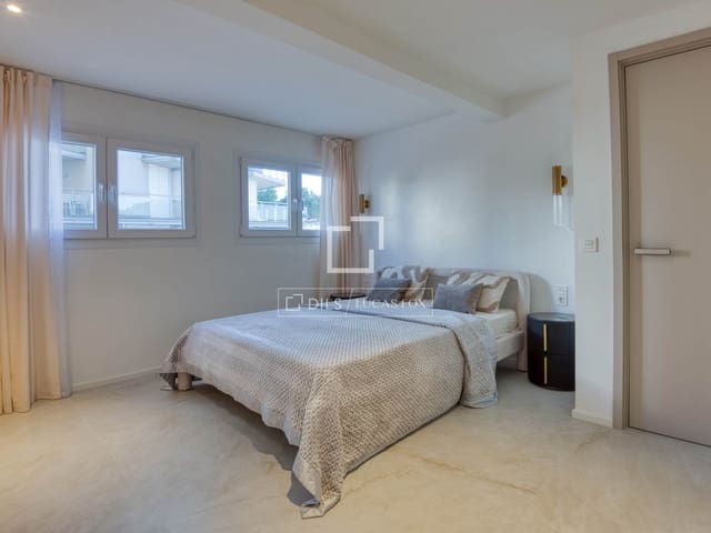 2 soverom Leilighet til salgs i Platja d'Aro, Castell-Platja d'Aro med garasje - € 380 000 (Ref: 10165350)