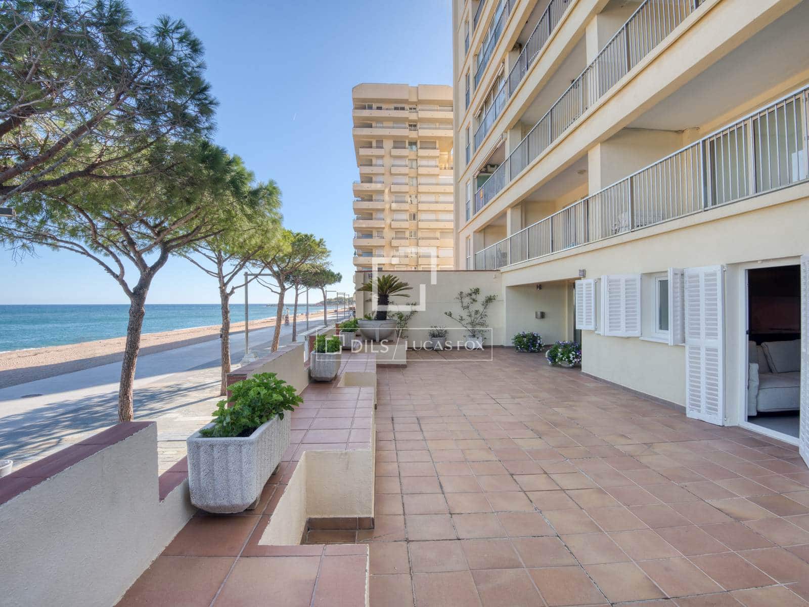 2 bedroom Apartment for sale in Platja d'Aro with garage - € 380,000 (Ref: 10165350)
