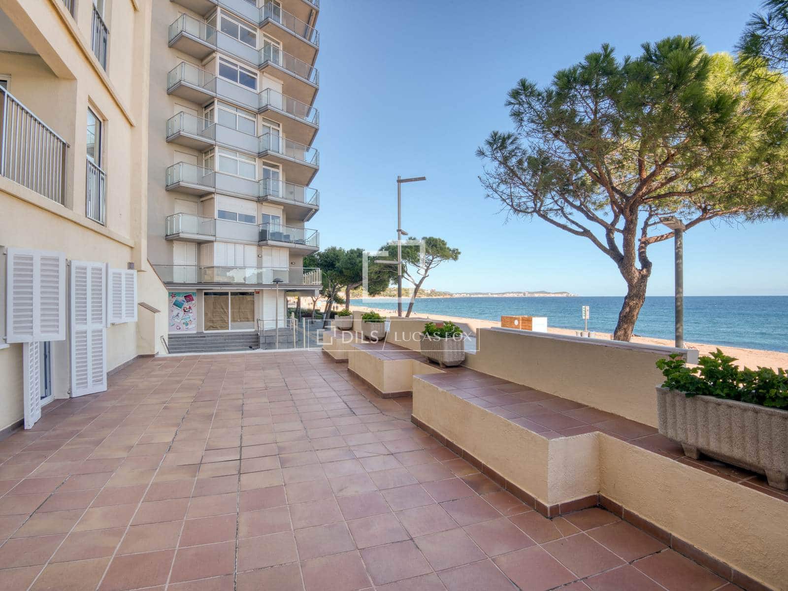 2 bedroom Apartment for sale in Platja d'Aro with garage - € 380,000 (Ref: 10165350)