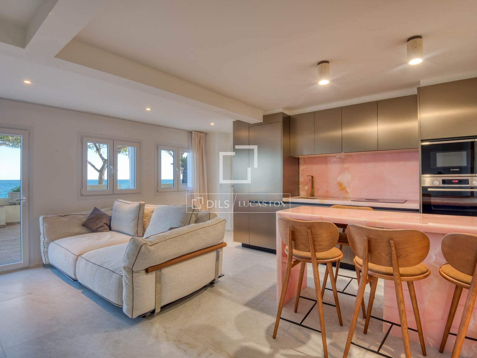 2 bedroom Apartment for sale in Platja d'Aro with garage - € 380,000 (Ref: 10165350)