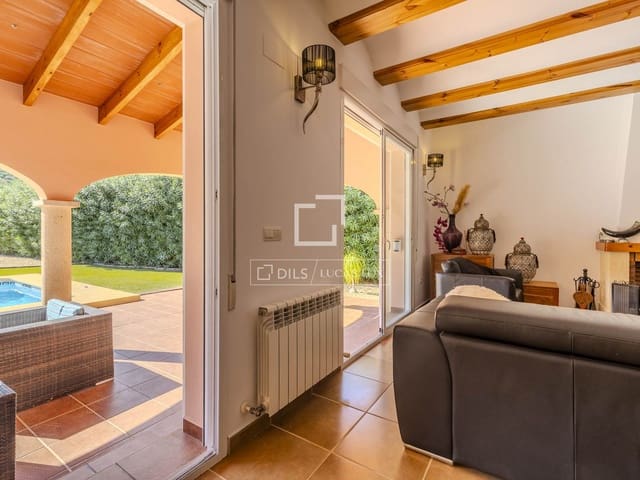 4 sypialnia Willa na sprzedaż w Javea / Xàbia z basenem garażem - 849 000 € (Ref: 10165406)