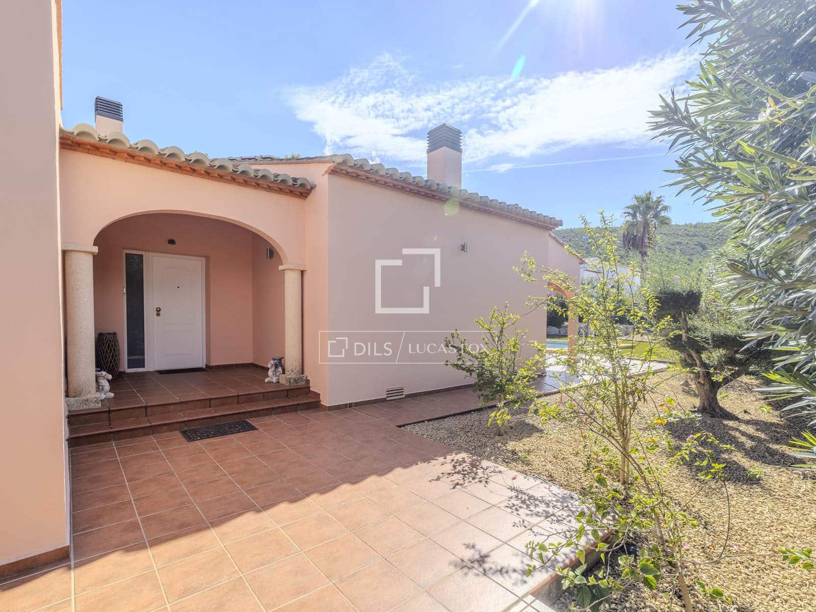 4 sypialnia Willa na sprzedaż w Javea / Xabia z basenem garażem - 849 000 € (Ref: 10165406)