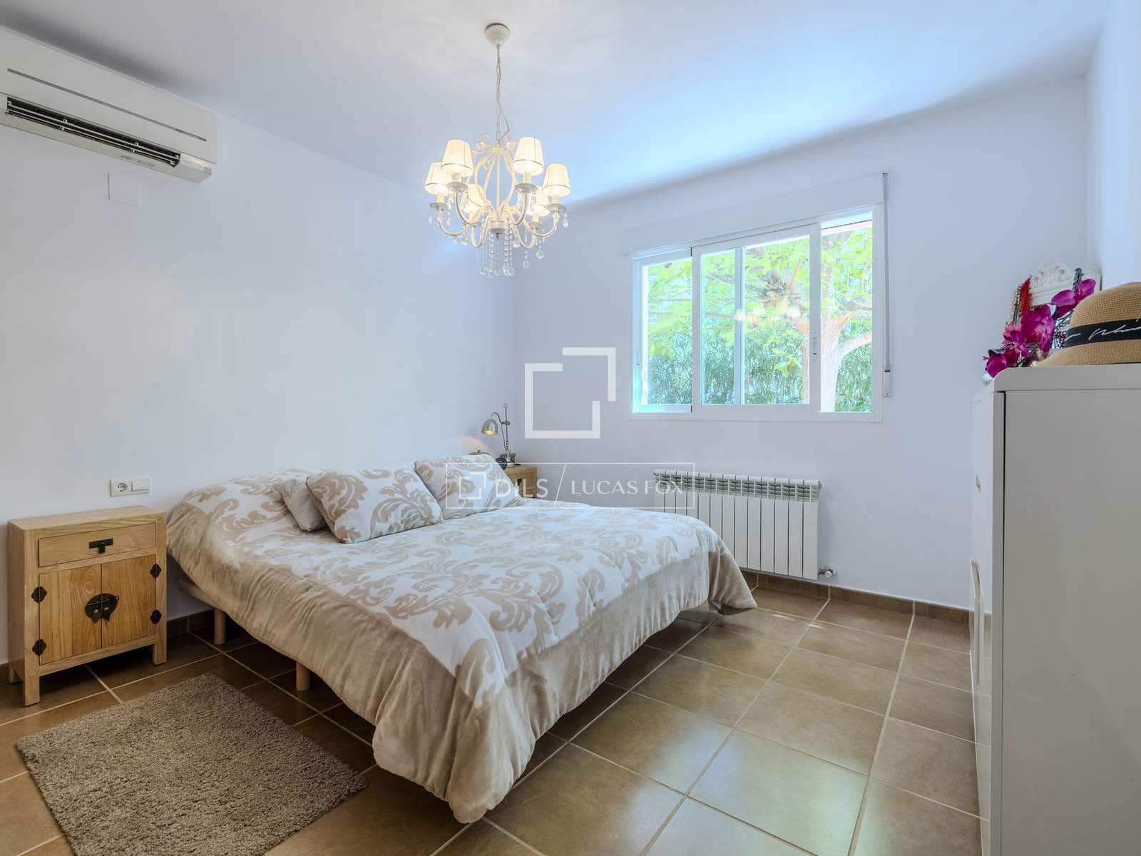 4 sypialnia Willa na sprzedaż w Javea / Xabia z basenem garażem - 849 000 € (Ref: 10165406)