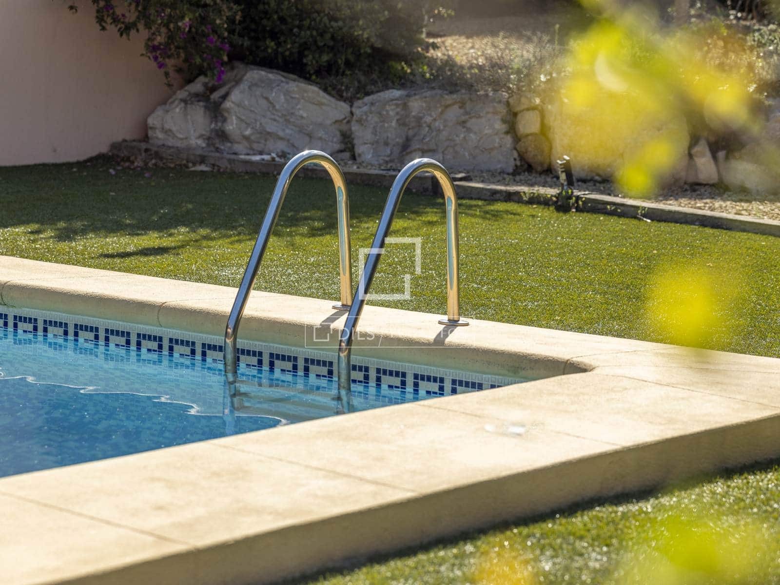 4 sypialnia Willa na sprzedaż w Javea / Xabia z basenem garażem - 849 000 € (Ref: 10165406)
