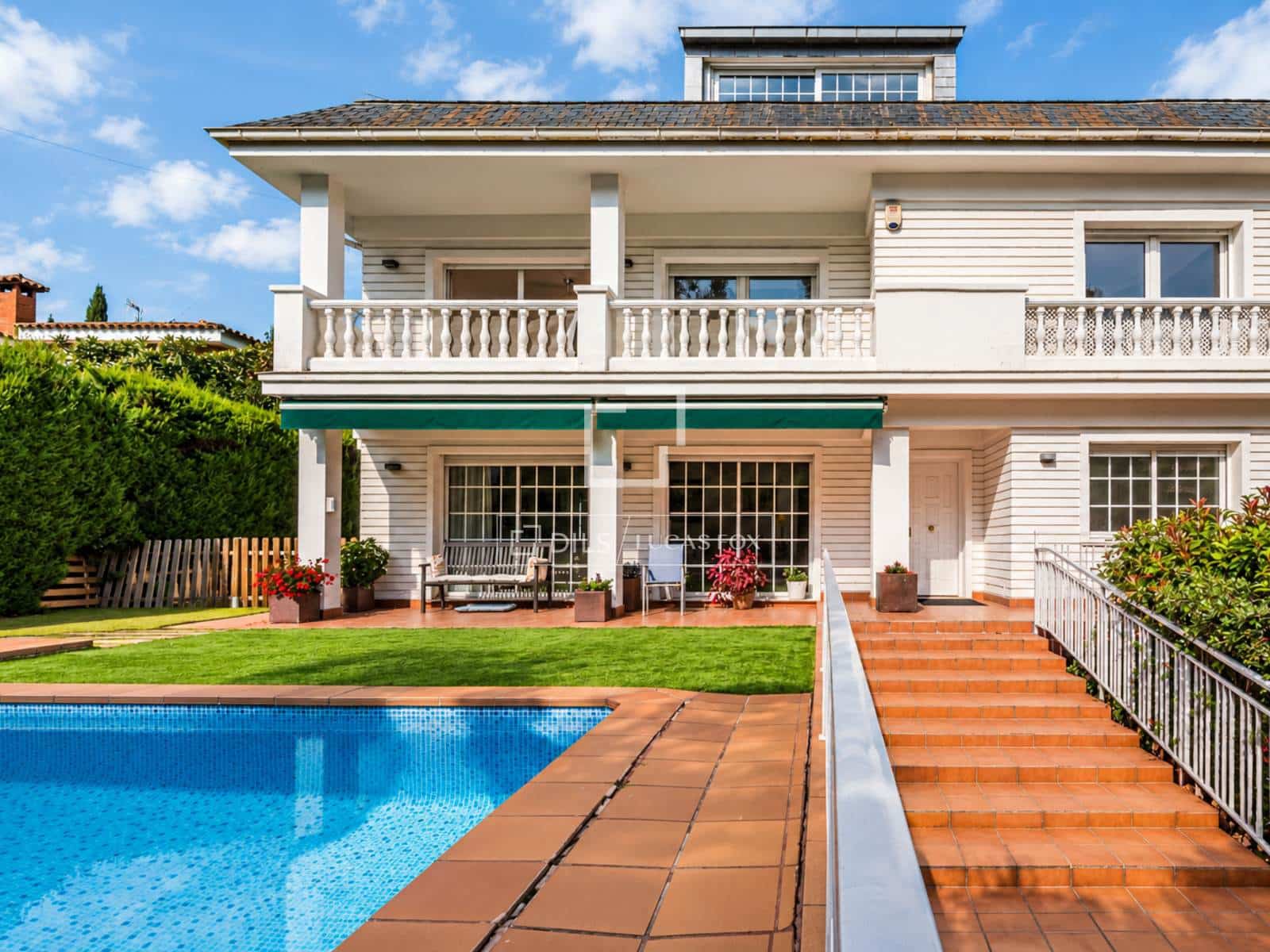 5 slaapkamer Villa te koop in Sant Cugat del Valles met zwembad garage - € 1.795.000 (Ref: 10165407)
