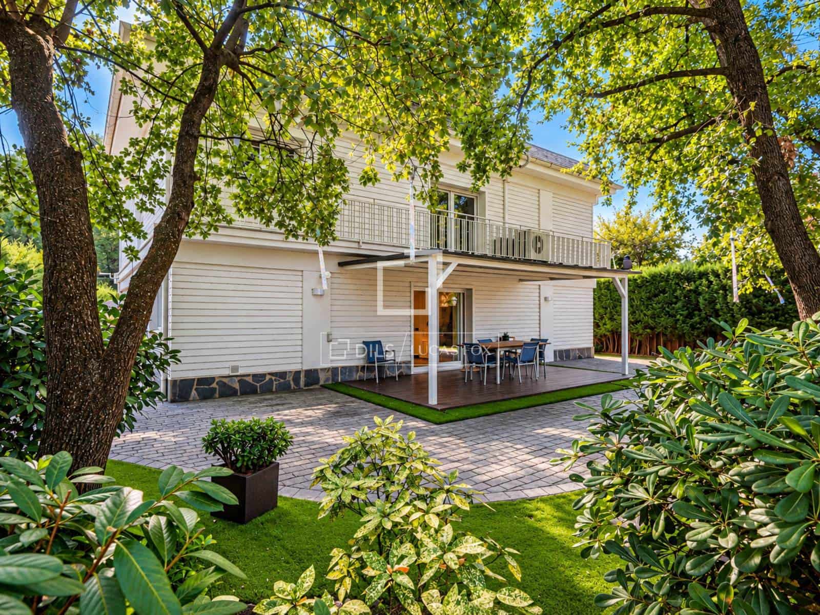 5 slaapkamer Villa te koop in Sant Cugat del Valles met zwembad garage - € 1.795.000 (Ref: 10165407)