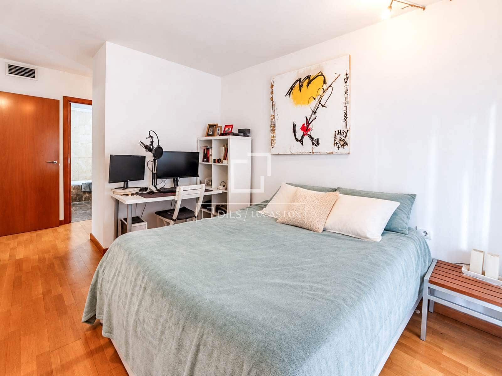 4 quarto Apartamento para venda em Sitges com piscina garagem - 625 000 € (Ref: 10165409)