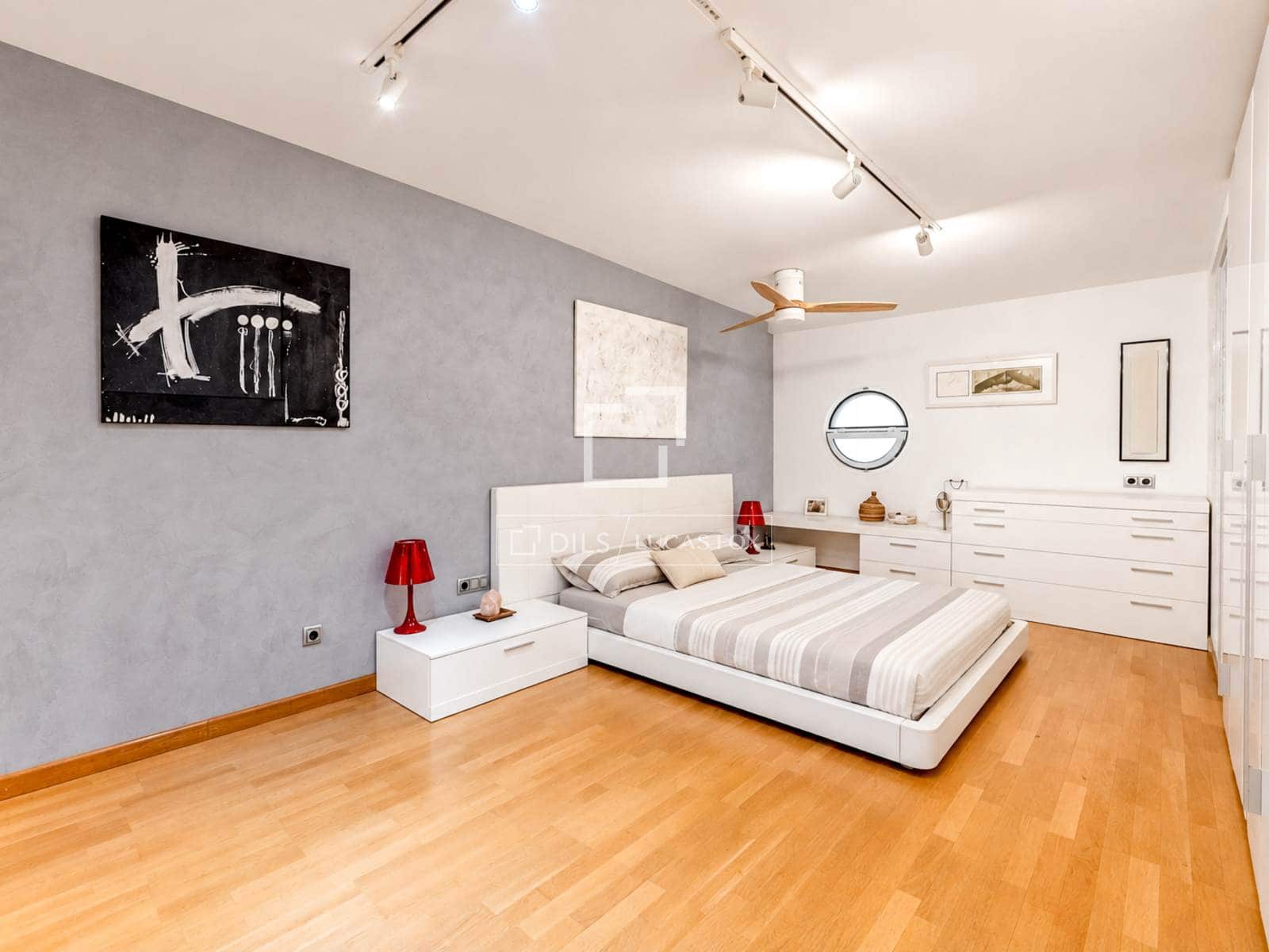 4 quarto Apartamento para venda em Sitges com piscina garagem - 625 000 € (Ref: 10165409)