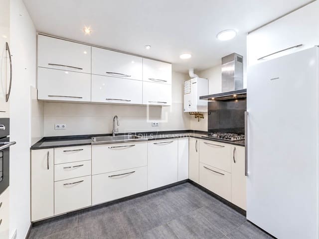 4 quarto Apartamento para venda em Sitges com piscina garagem - 625 000 € (Ref: 10165409)