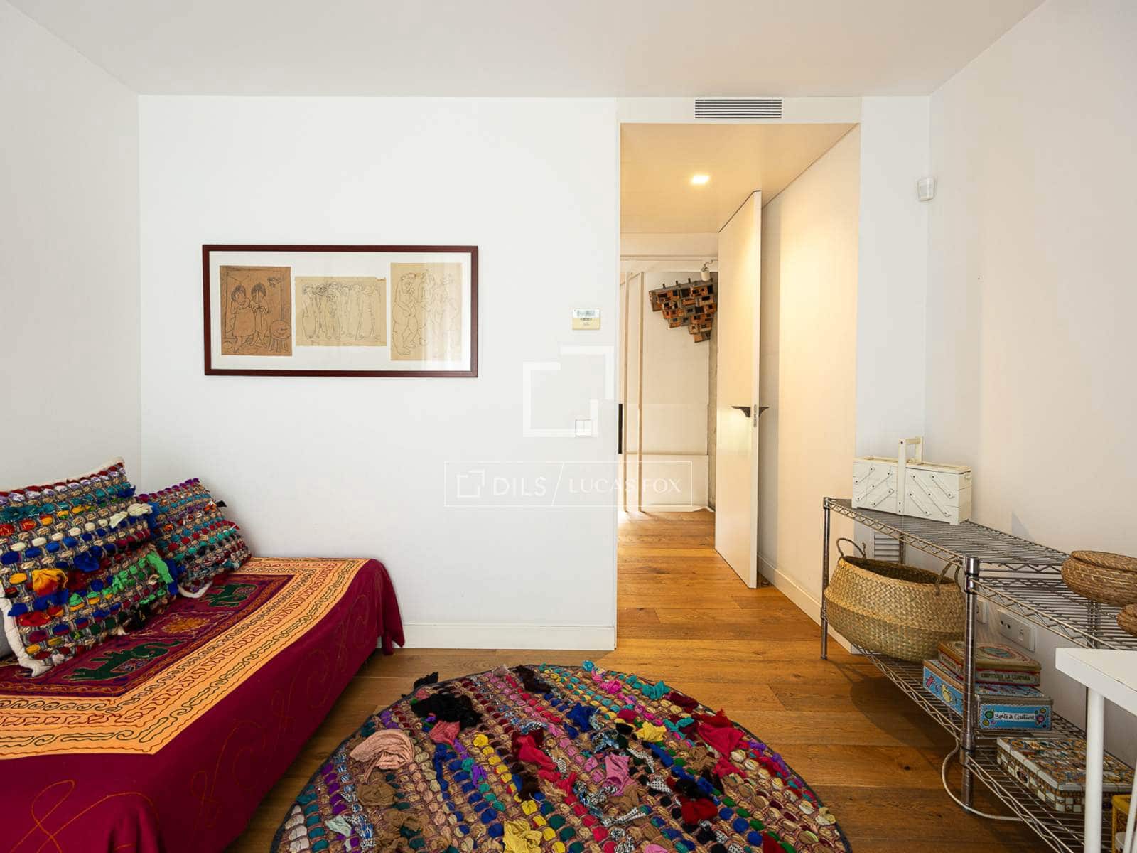 4 soverom Villa til salgs i Barcelona by med svømmebasseng garasje - € 2 490 000 (Ref: 10165527)