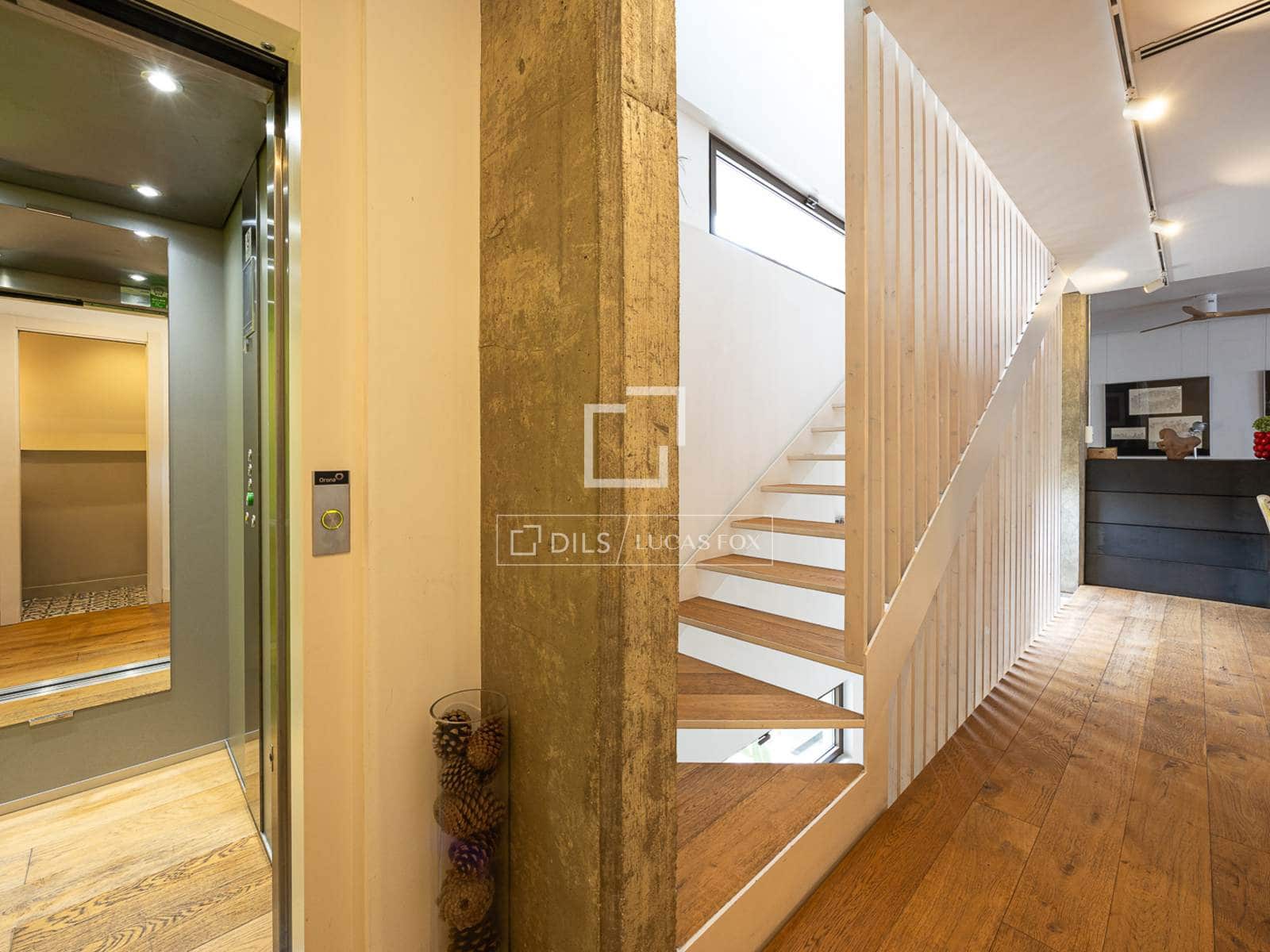 4 soverom Villa til salgs i Barcelona by med svømmebasseng garasje - € 2 490 000 (Ref: 10165527)