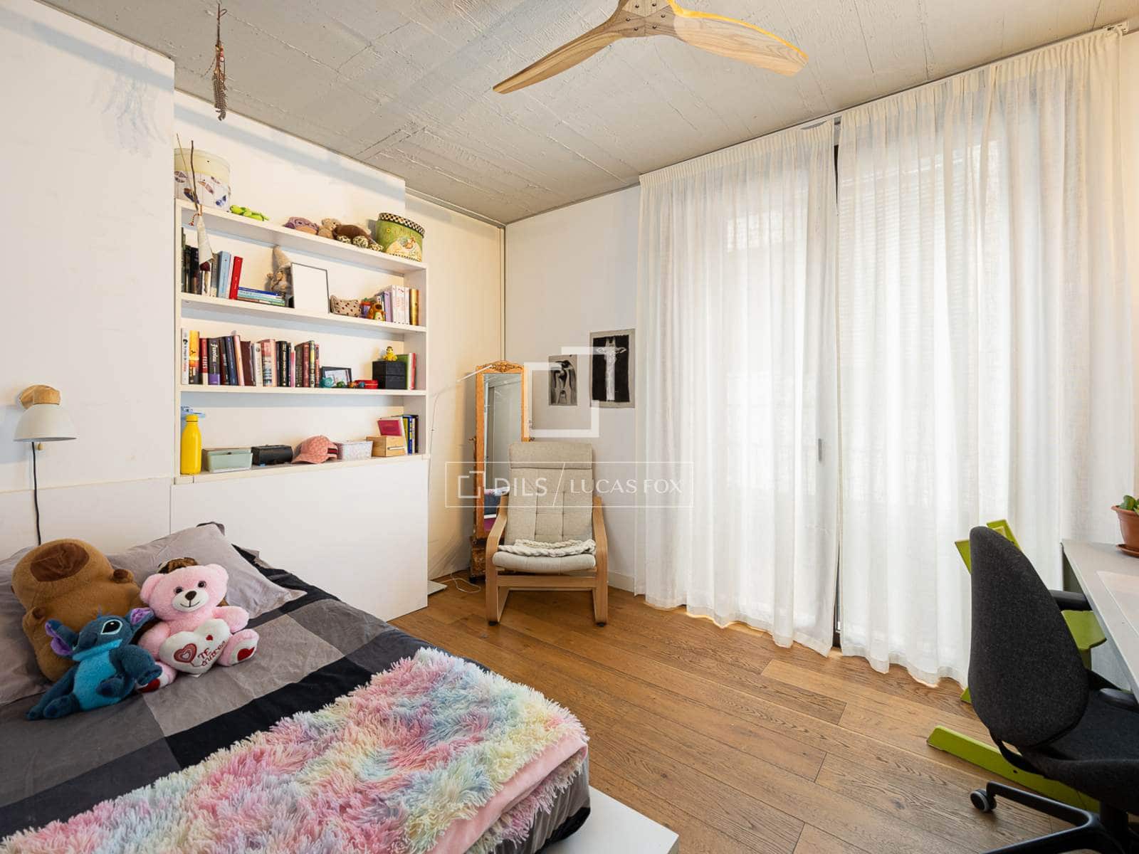 4 soverom Villa til salgs i Barcelona by med svømmebasseng garasje - € 2 490 000 (Ref: 10165527)