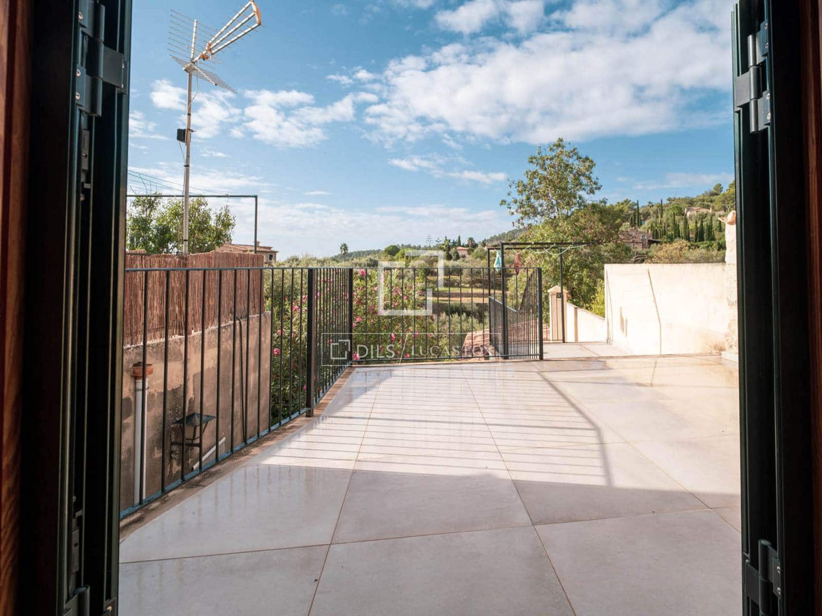 4 bedroom Finca/Country House for sale in Alaro with pool garage - € 1,300,000 (Ref: 10165528)