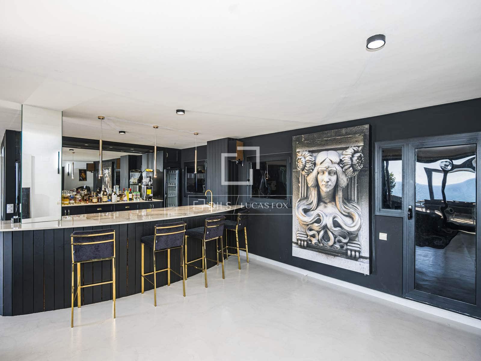 5 bedroom Villa for rent in Sitges with pool garage - € 6,950 (Ref: 10165665)
