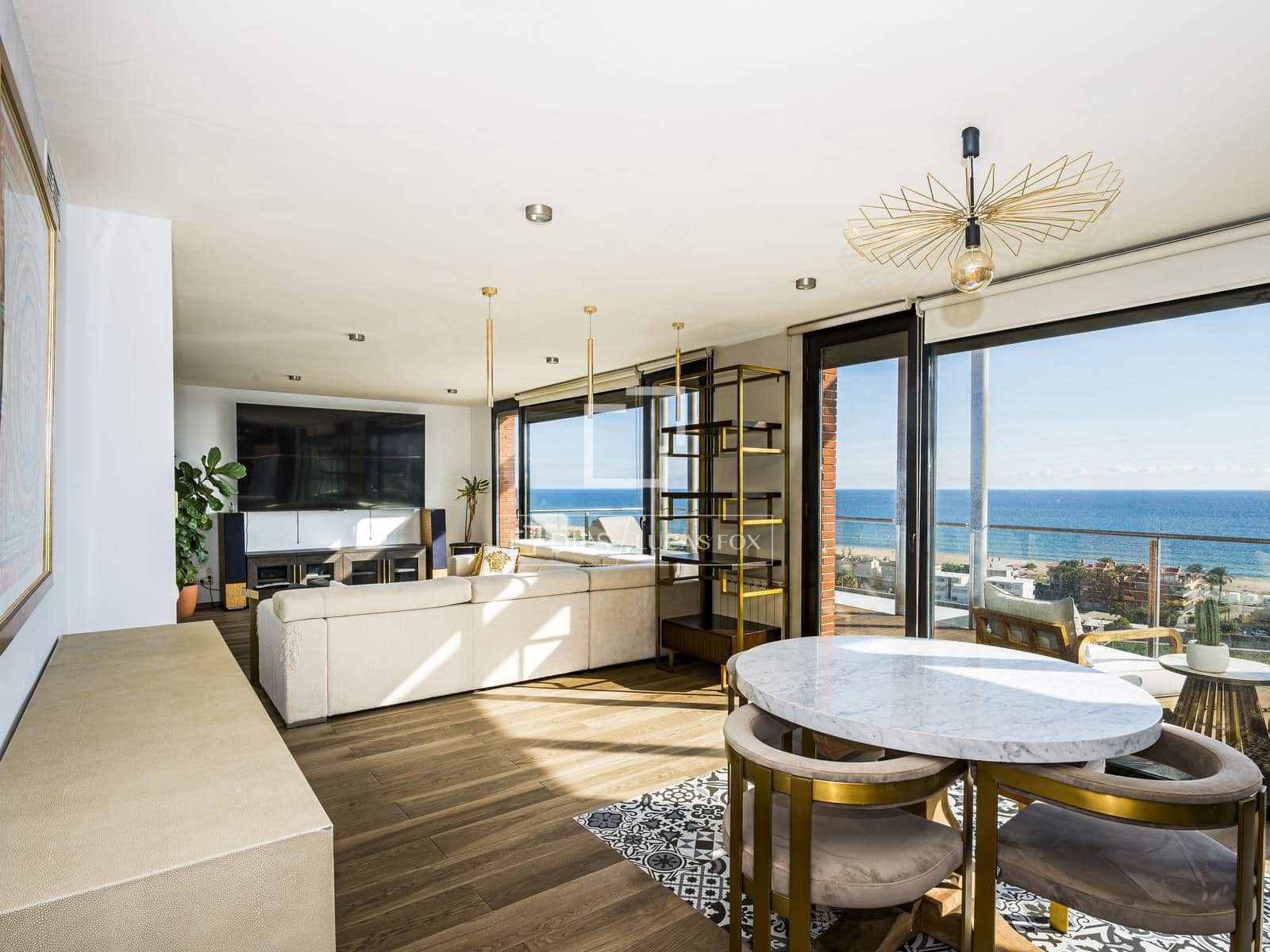 5 bedroom Villa for rent in Sitges with pool garage - € 6,950 (Ref: 10165665)