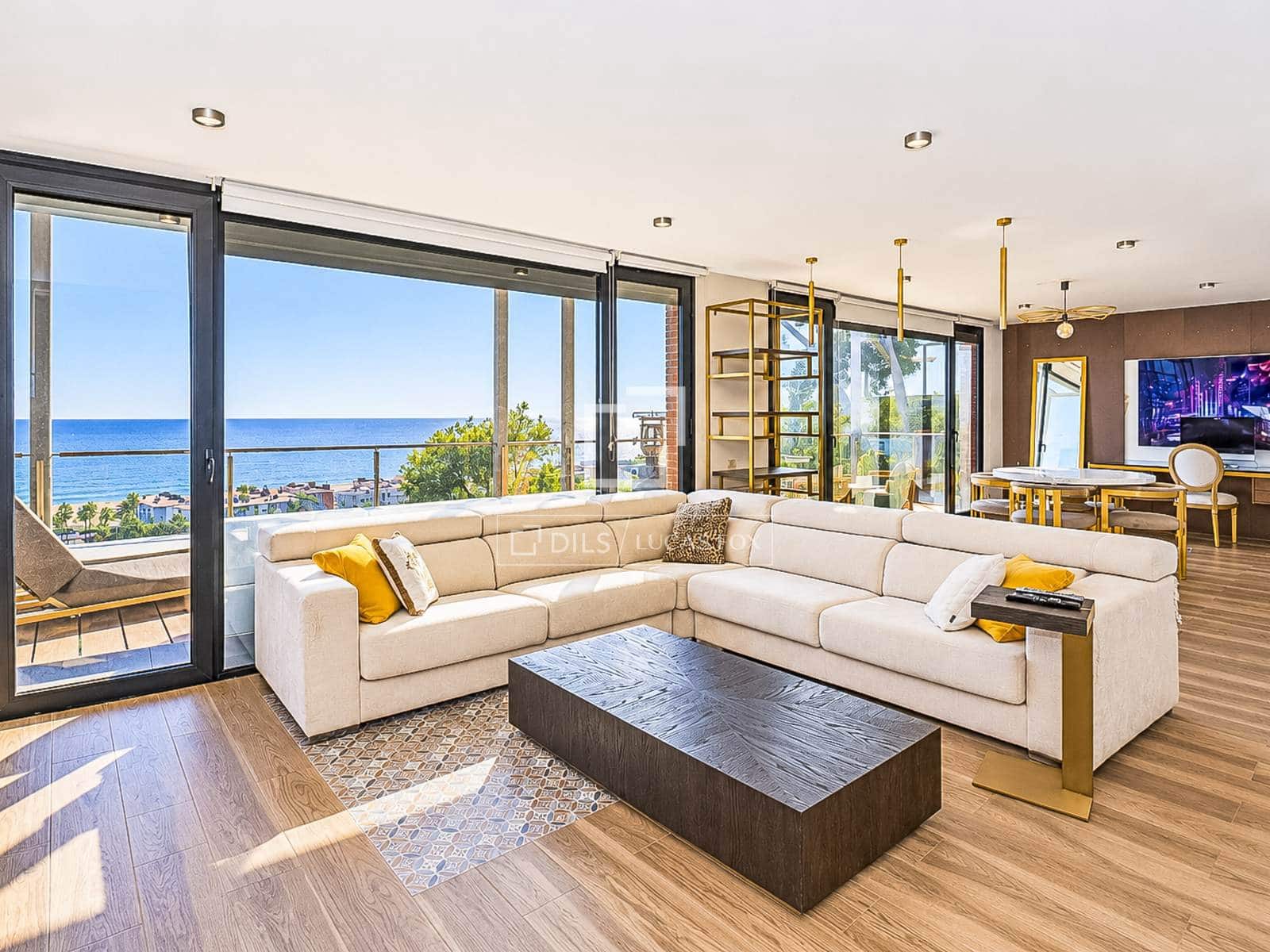 5 bedroom Villa for rent in Sitges with pool garage - € 6,950 (Ref: 10165665)