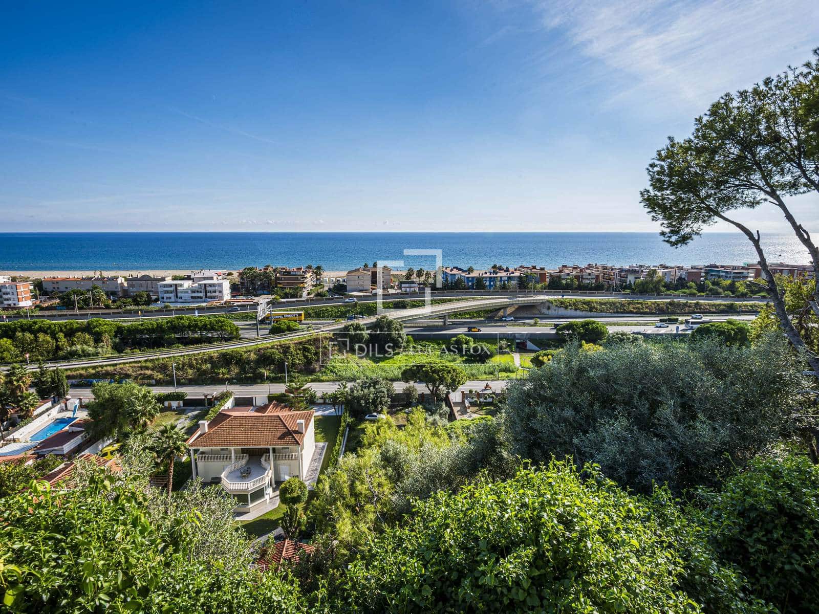 5 bedroom Villa for rent in Sitges with pool garage - € 6,950 (Ref: 10165665)