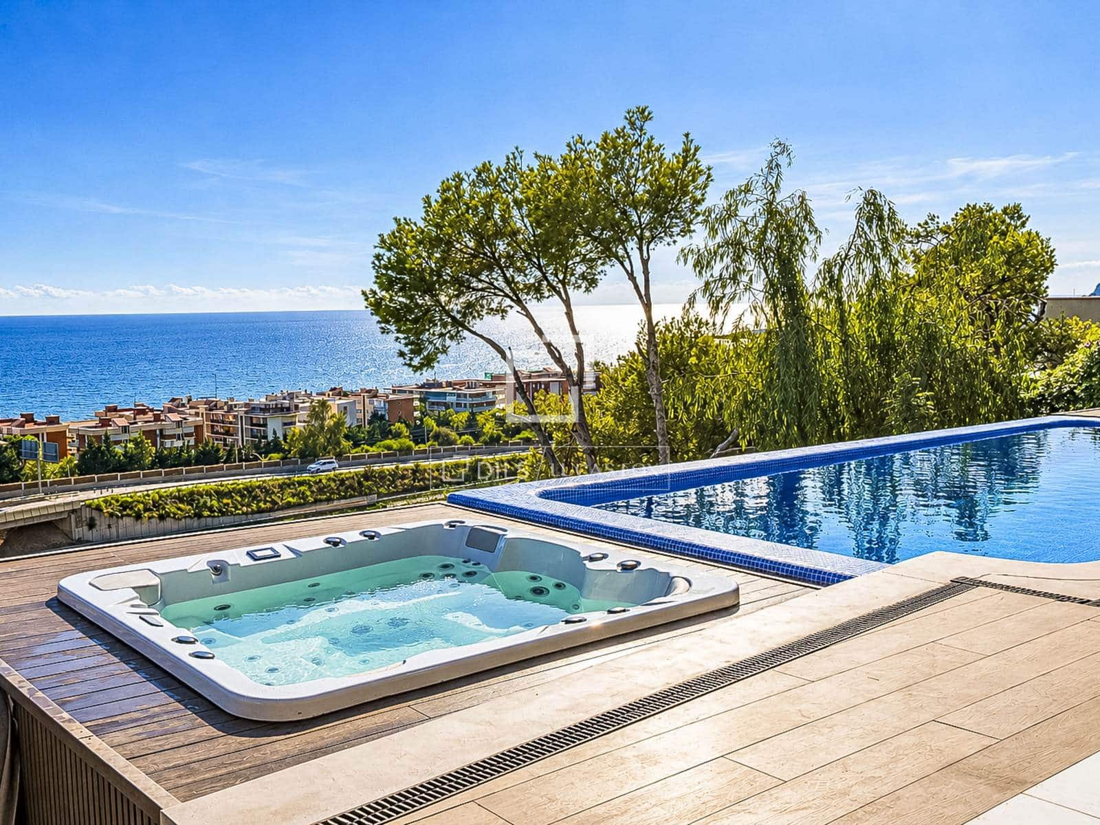 5 bedroom Villa for rent in Sitges with pool garage - € 6,950 (Ref: 10165665)
