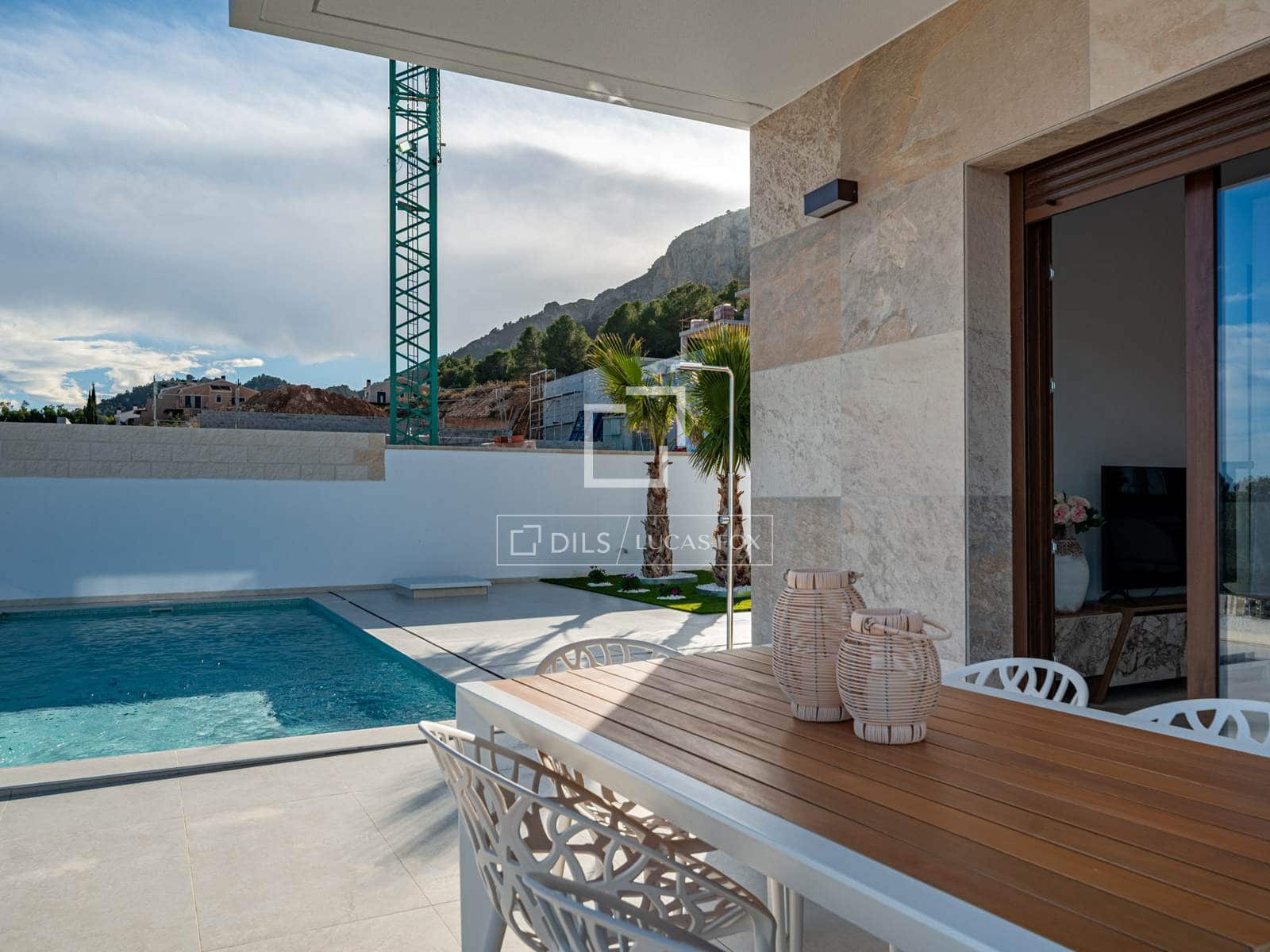 3 soveværelse Villa til salg i Polop med swimmingpool garage - € 659.000 (Ref: 10165808)