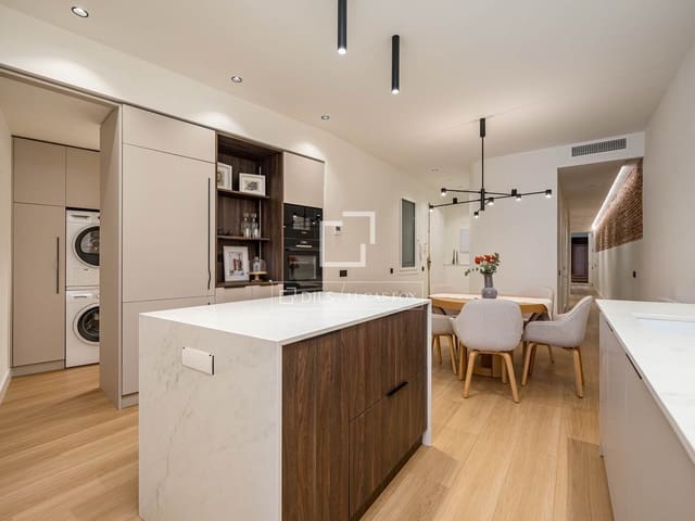 3 bedroom Apartment for sale in Madrid city - € 1,370,000 (Ref: 10165810)