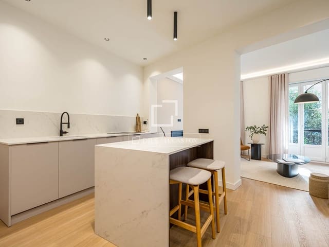 3 bedroom Apartment for sale in Madrid city - € 1,370,000 (Ref: 10165810)