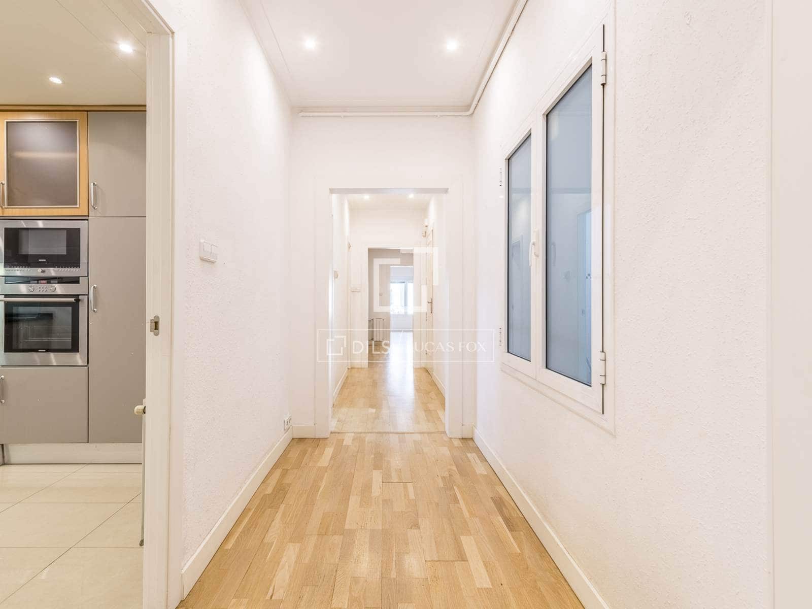 4 bedroom Apartment for sale in Barcelona city - € 850,000 (Ref: 10166922)
