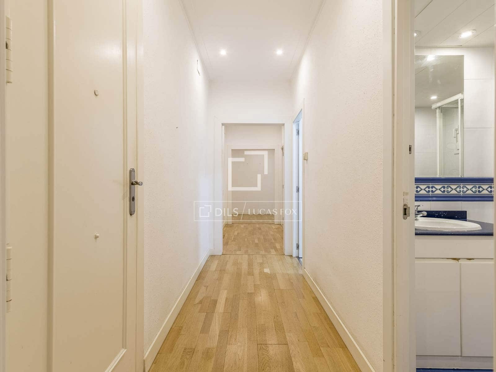 4 bedroom Apartment for sale in Barcelona city - € 850,000 (Ref: 10166922)
