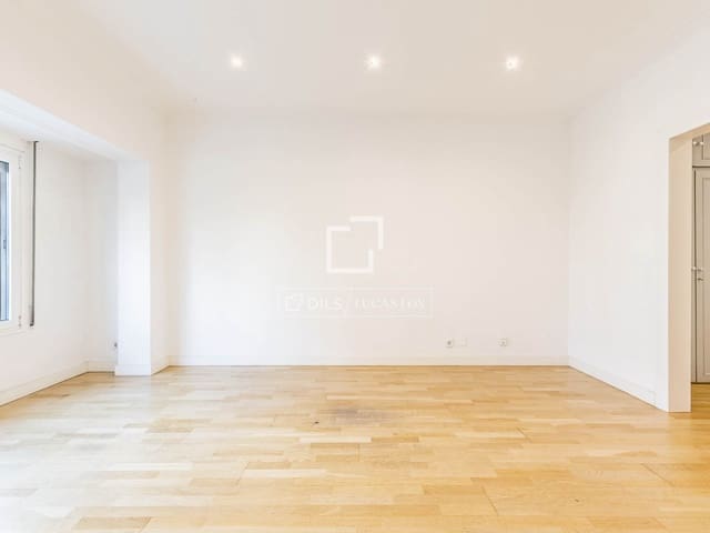 4 chambre Appartement à vendre à Sarrià-Sant Gervasi, Barcelone ville - 850 000 € (Ref: 10166922)