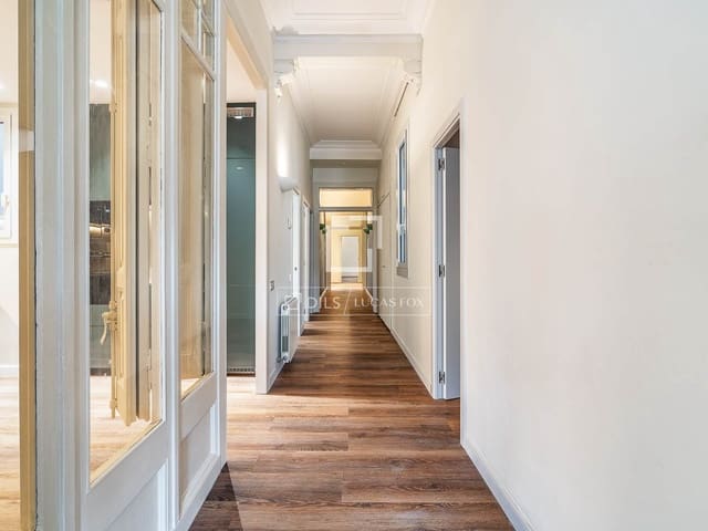 5 soveværelse Lejlighed til salg i Barcelona by - € 1.600.000 (Ref: 10167055)