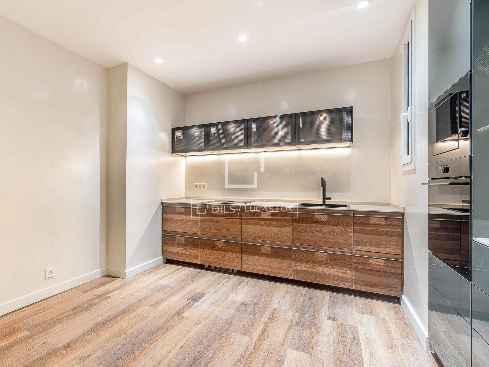 5 soveværelse Lejlighed til salg i Barcelona by - € 1.600.000 (Ref: 10167055)