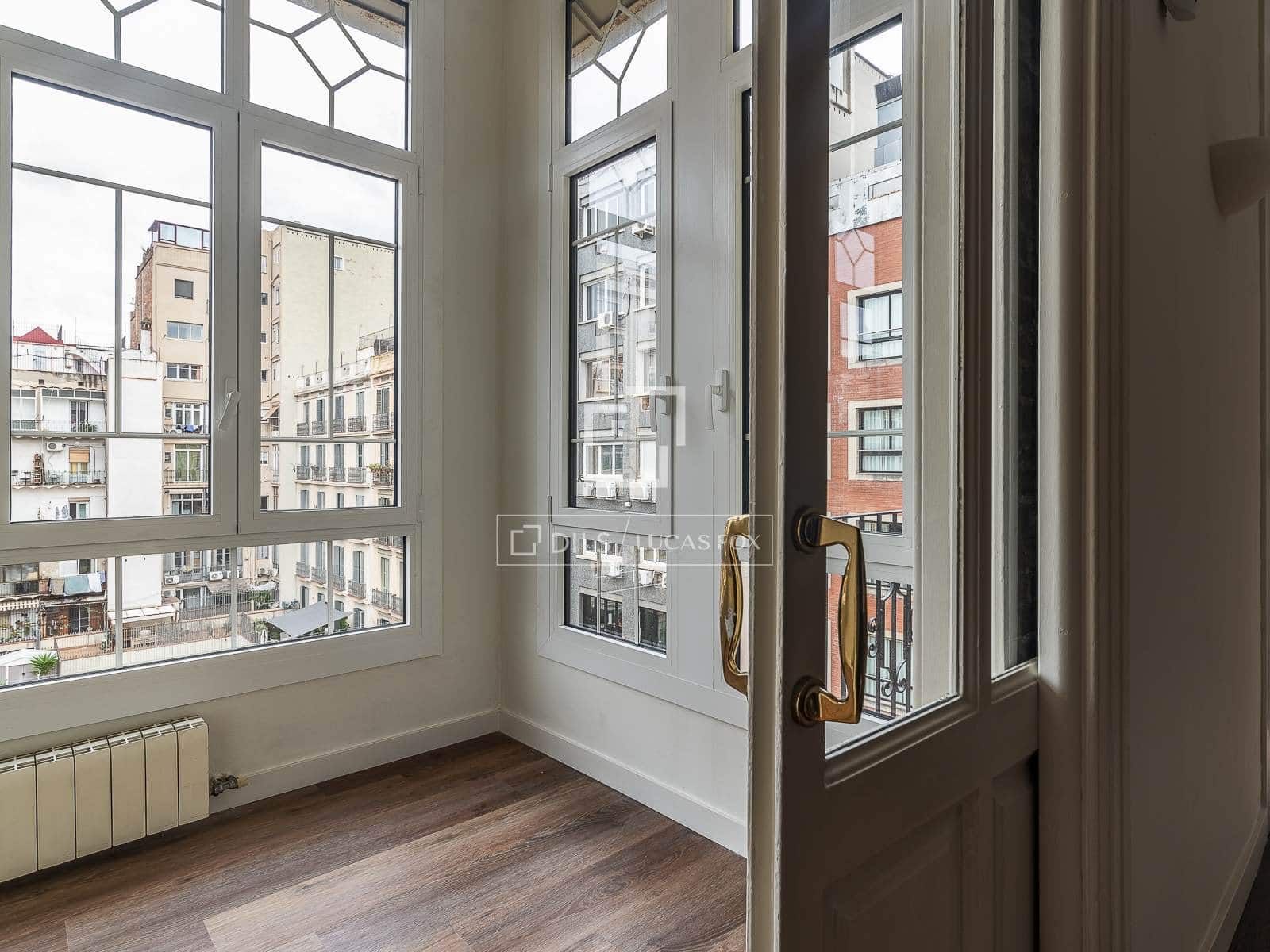 5 soveværelse Lejlighed til salg i Barcelona by - € 1.600.000 (Ref: 10167055)