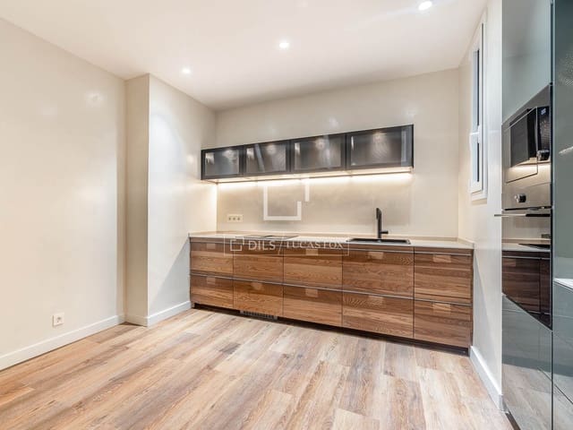 5 soveværelse Lejlighed til salg i Barcelona by - € 1.600.000 (Ref: 10167055)