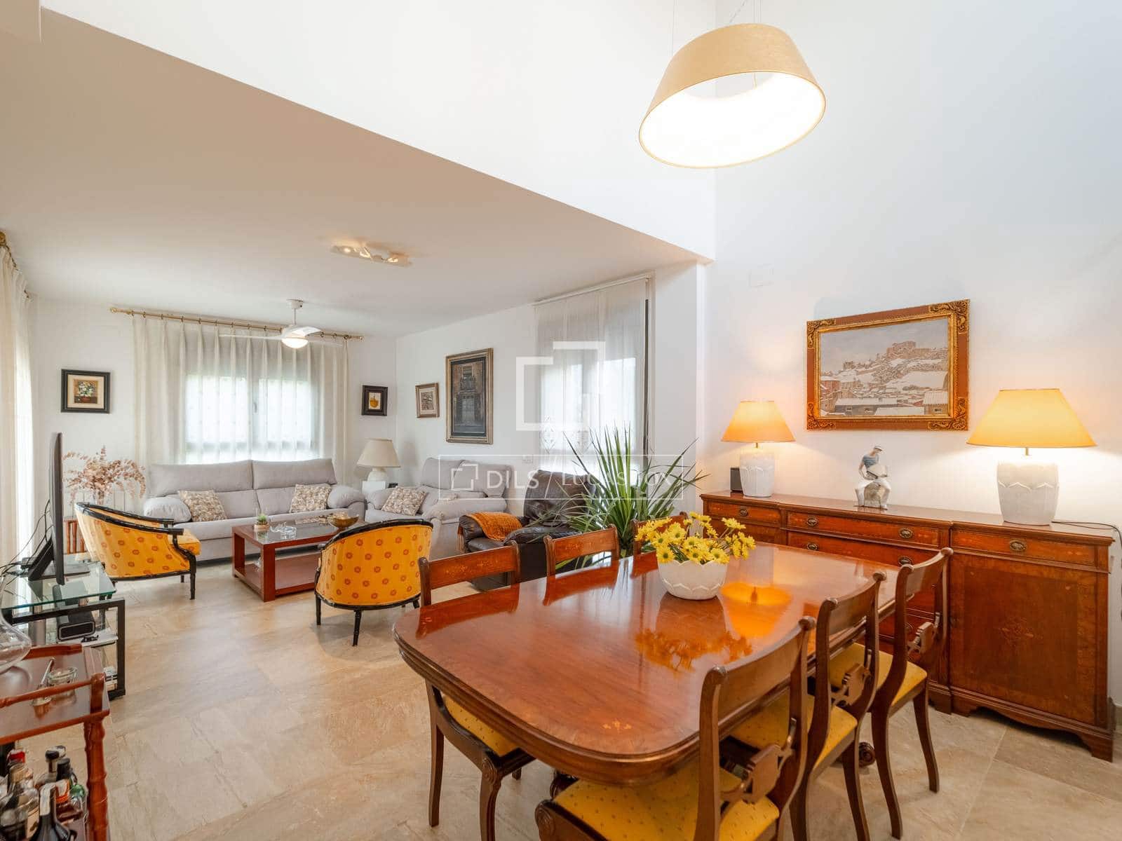 4 chambre Villa/Maison à vendre à Rocafort avec piscine garage - 1 190 000 € (Ref: 10167420)