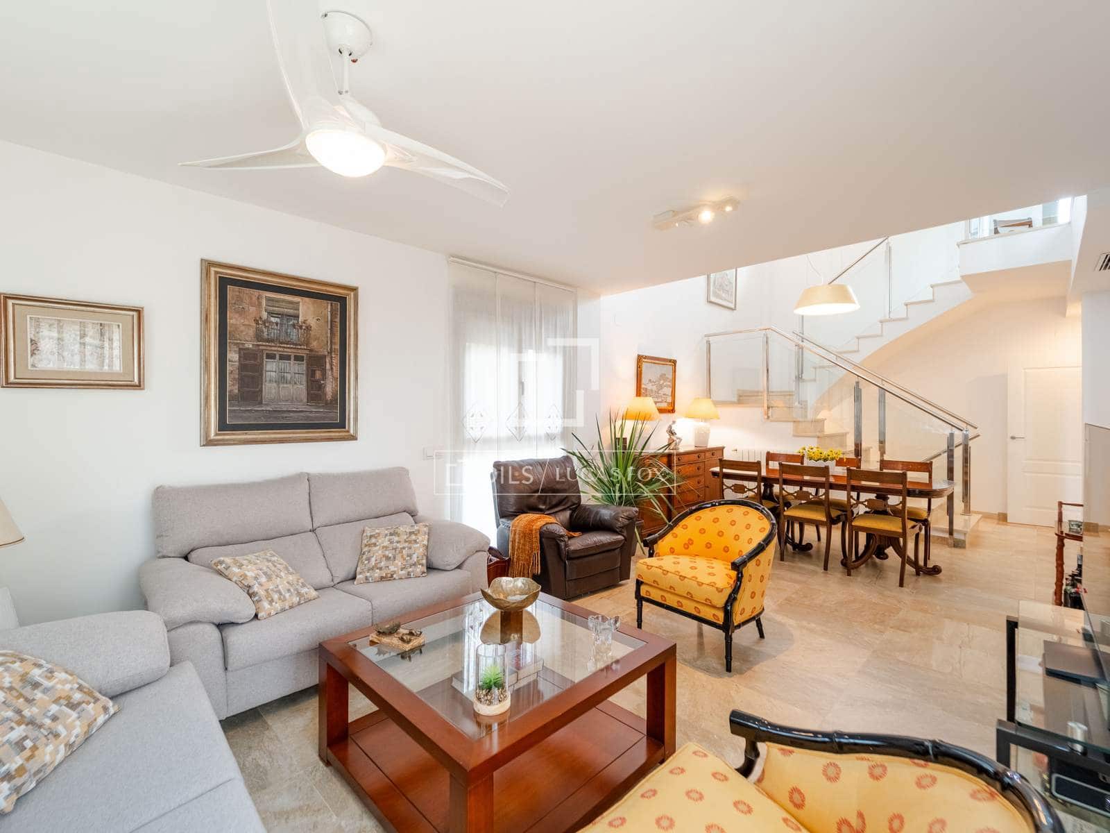 4 chambre Villa/Maison à vendre à Rocafort avec piscine garage - 1 190 000 € (Ref: 10167420)