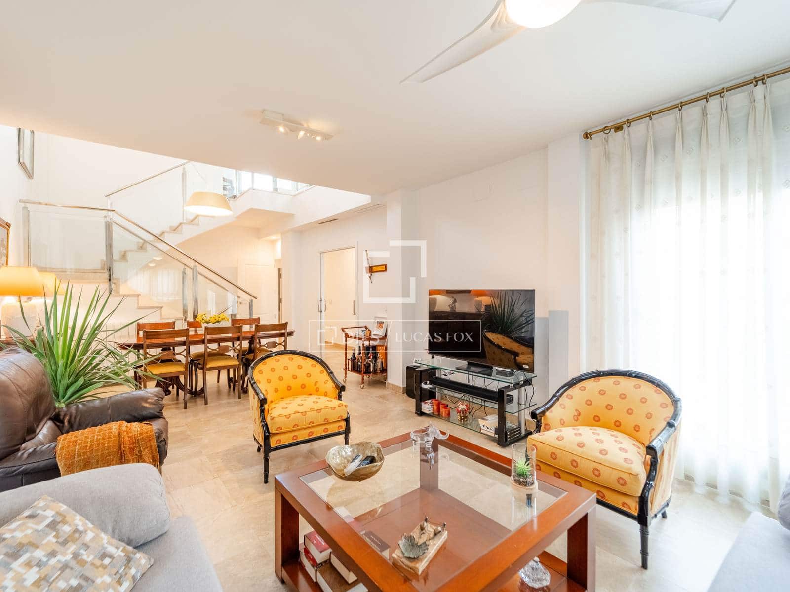 4 chambre Villa/Maison à vendre à Rocafort avec piscine garage - 1 190 000 € (Ref: 10167420)