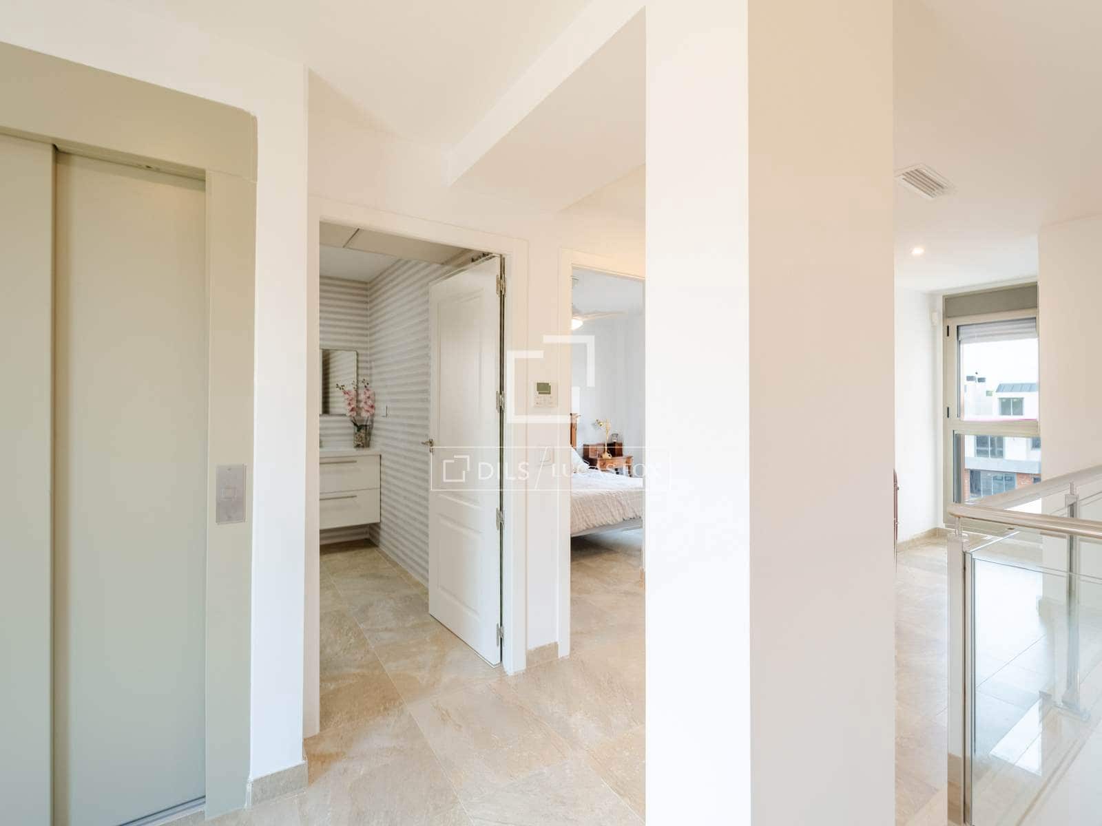 4 chambre Villa/Maison à vendre à Rocafort avec piscine garage - 1 190 000 € (Ref: 10167420)
